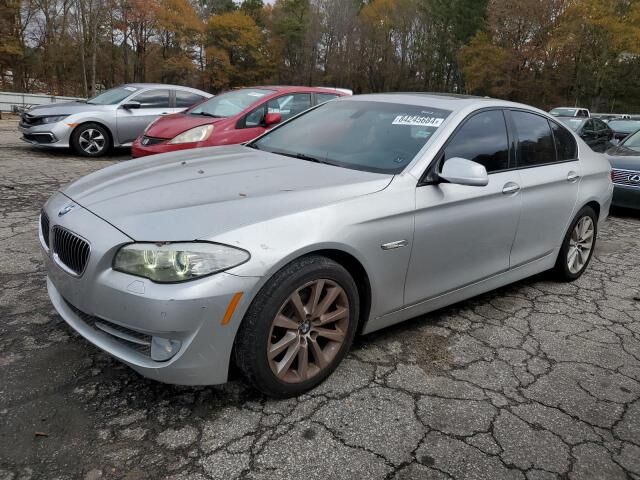 BMW 528i