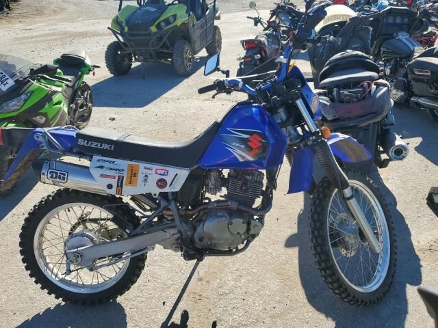 Suzuki DR200SE