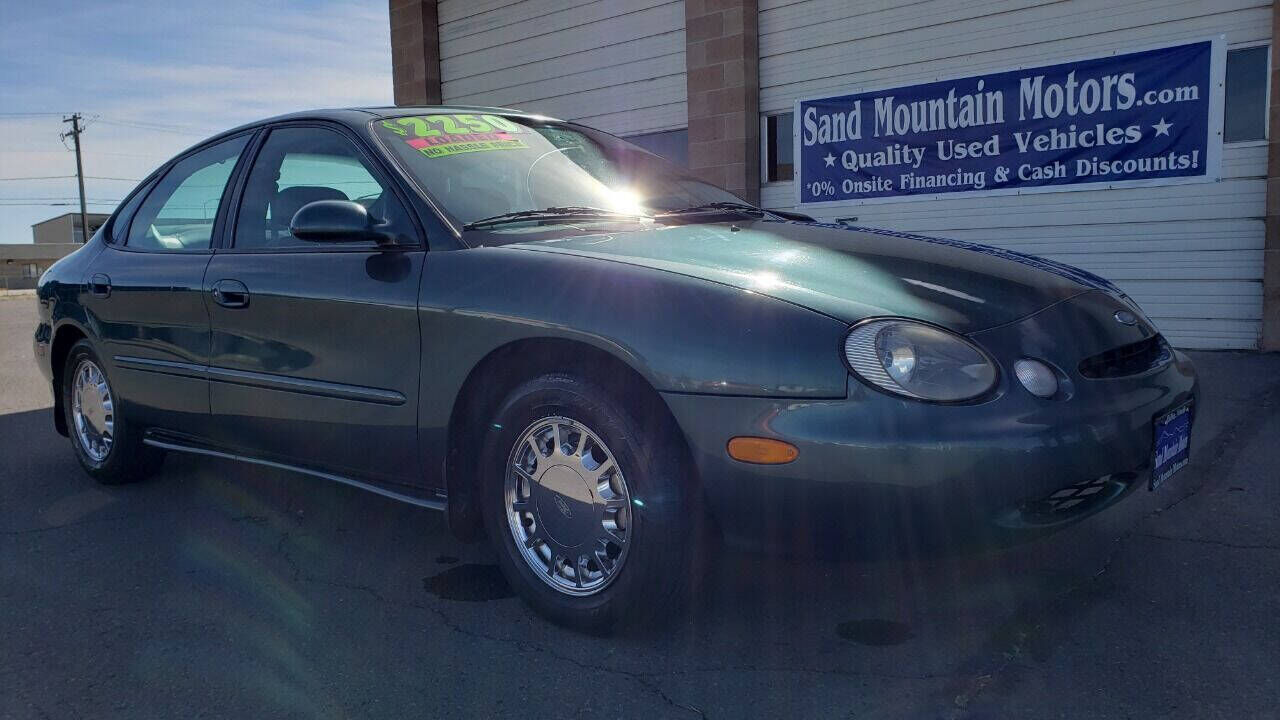 Ford Taurus