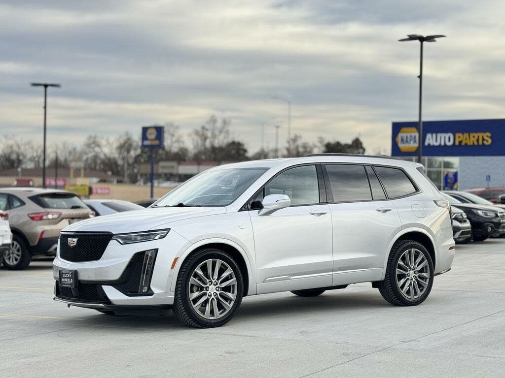 2020 CADILLAC XT6