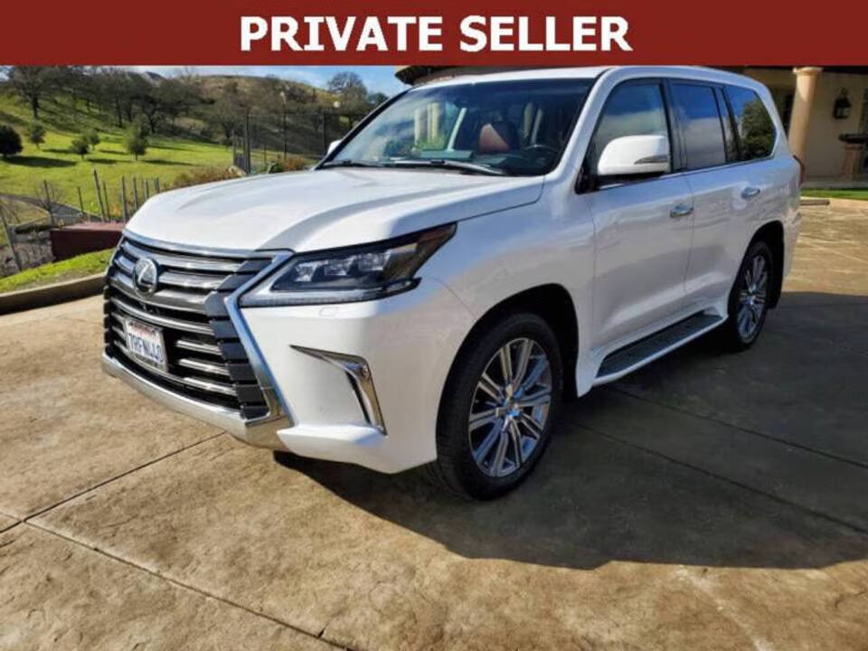 Lexus LX