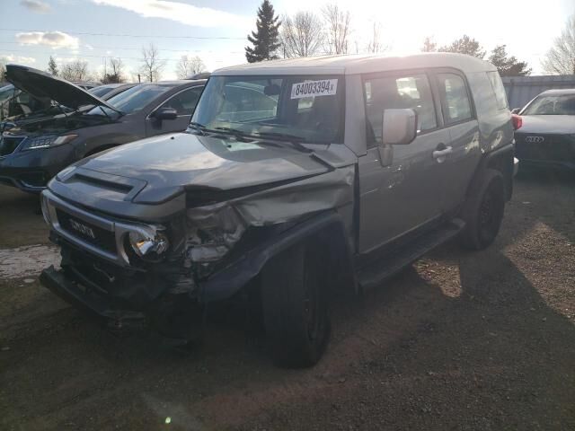 Toyota FJ Cruiser