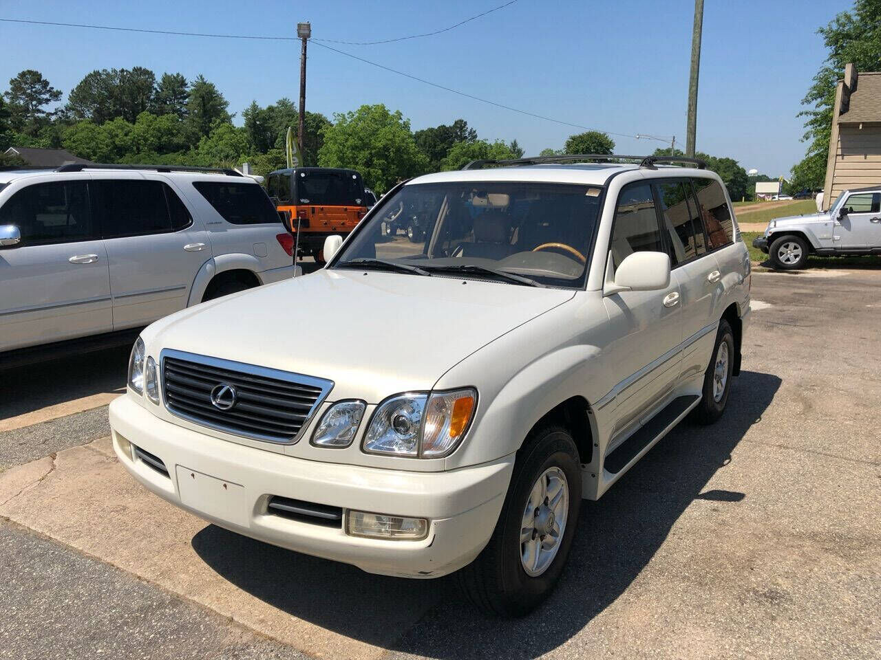Lexus LX