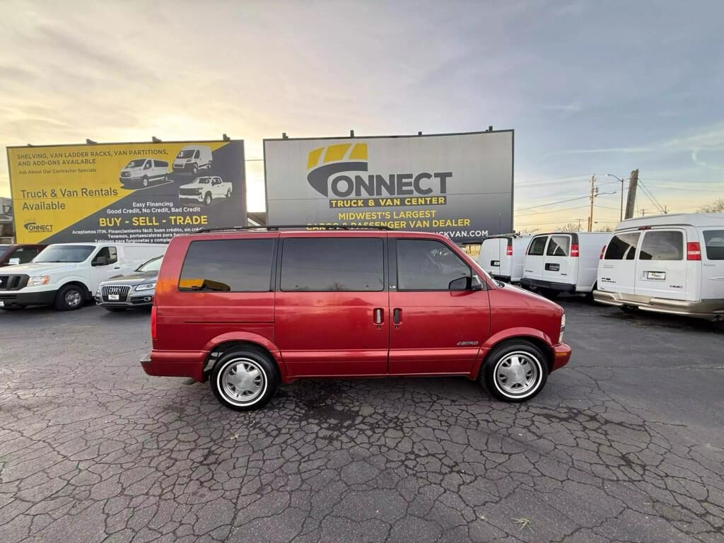 Chevrolet Astro Van