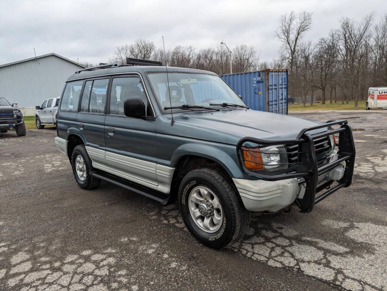 Mitsubishi Montero