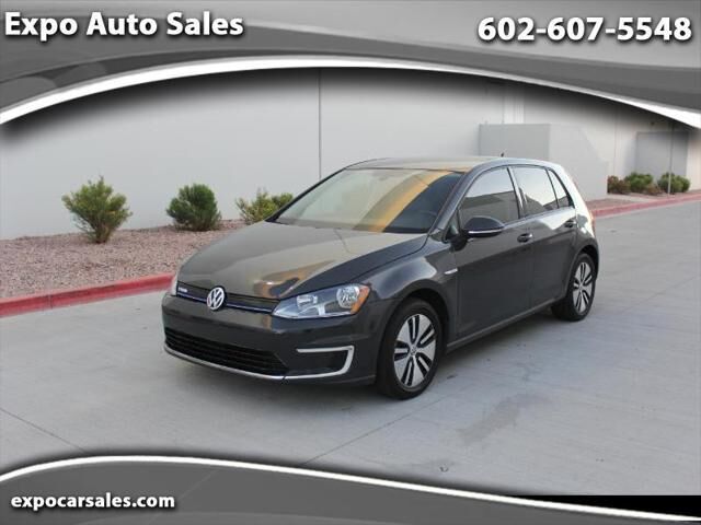 2016 VOLKSWAGEN e-Golf