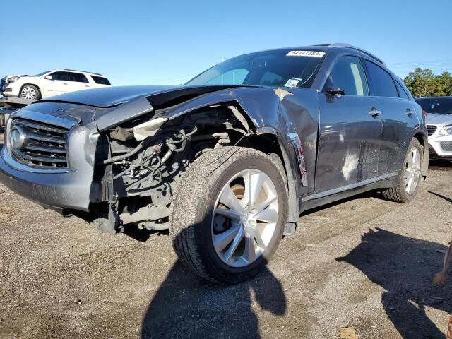 Infiniti FX37
