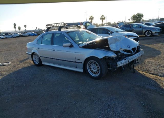 BMW 528i