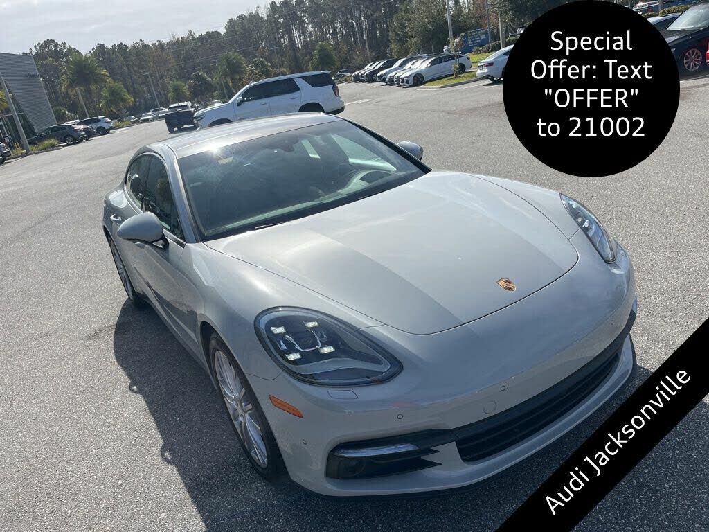 PORSCHE