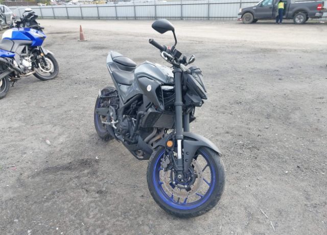 YAMAHA