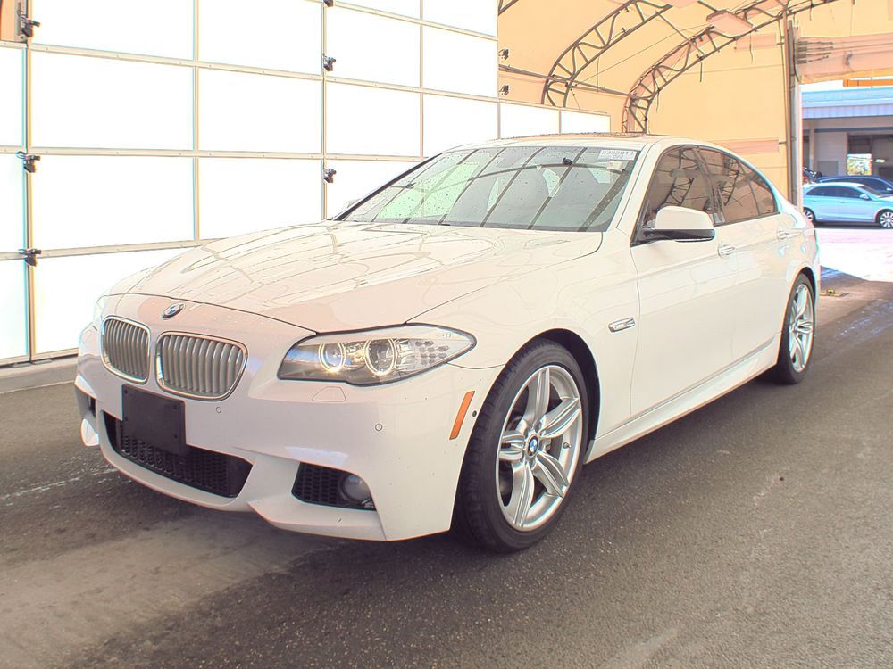 BMW 550i