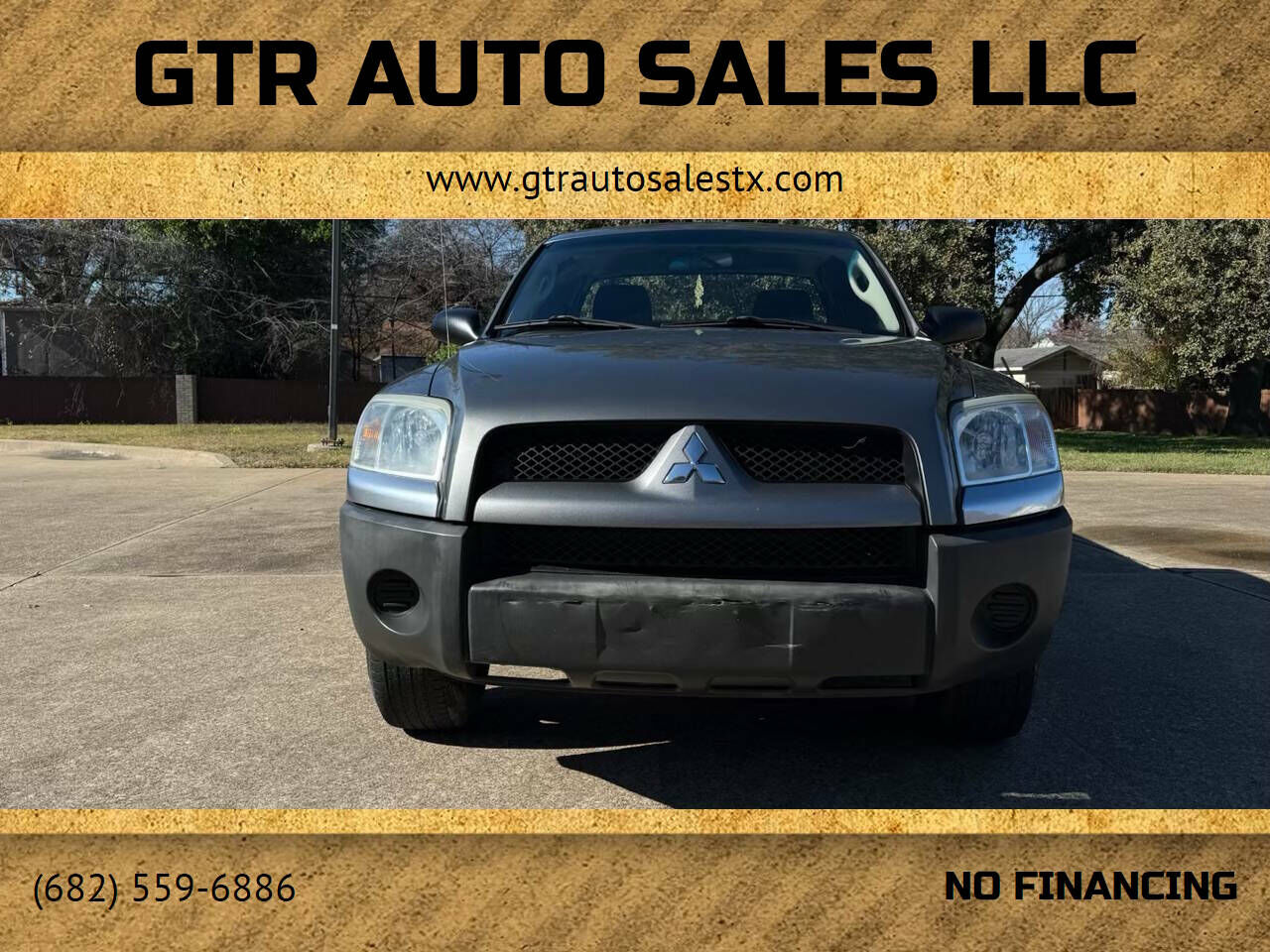 Mitsubishi Raider