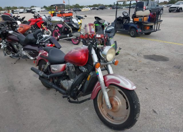 Honda VT1100C2 (SHADOW SABRE)