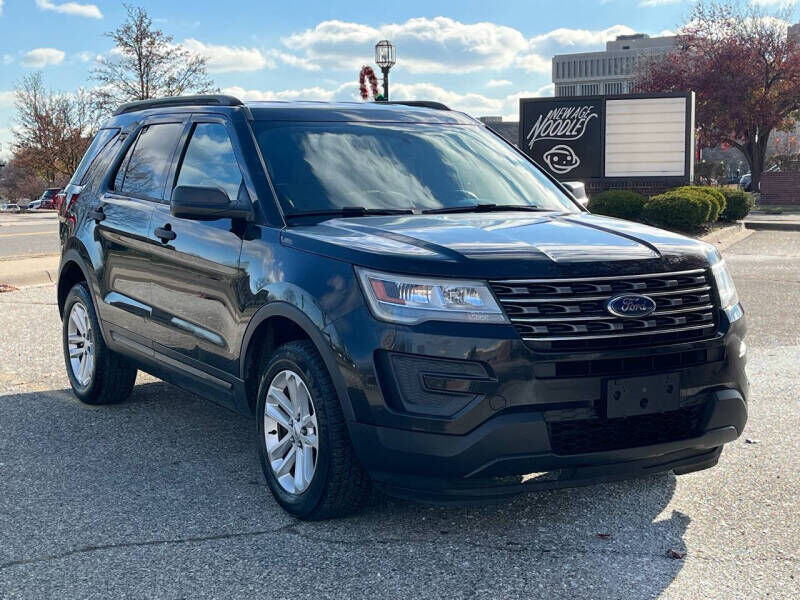 2017 FORD Explorer