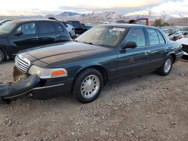 Ford Crown Victoria