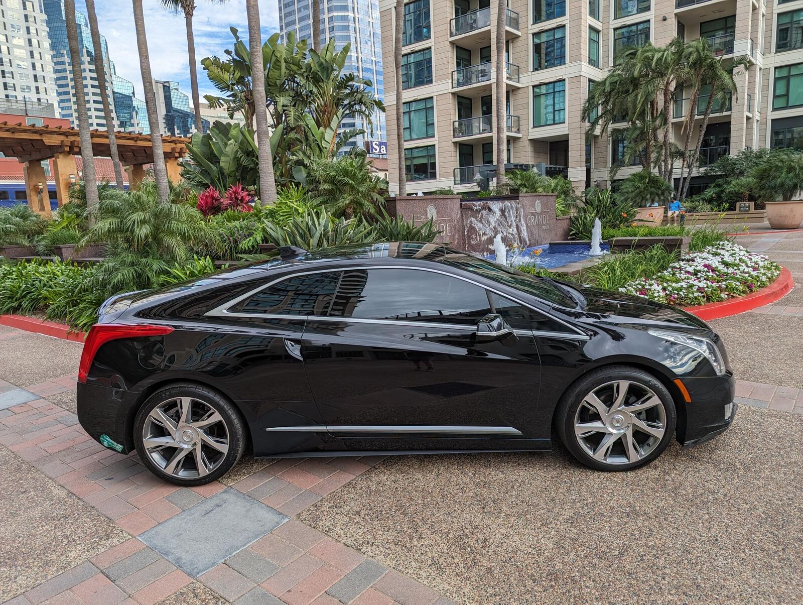 Cadillac ELR
