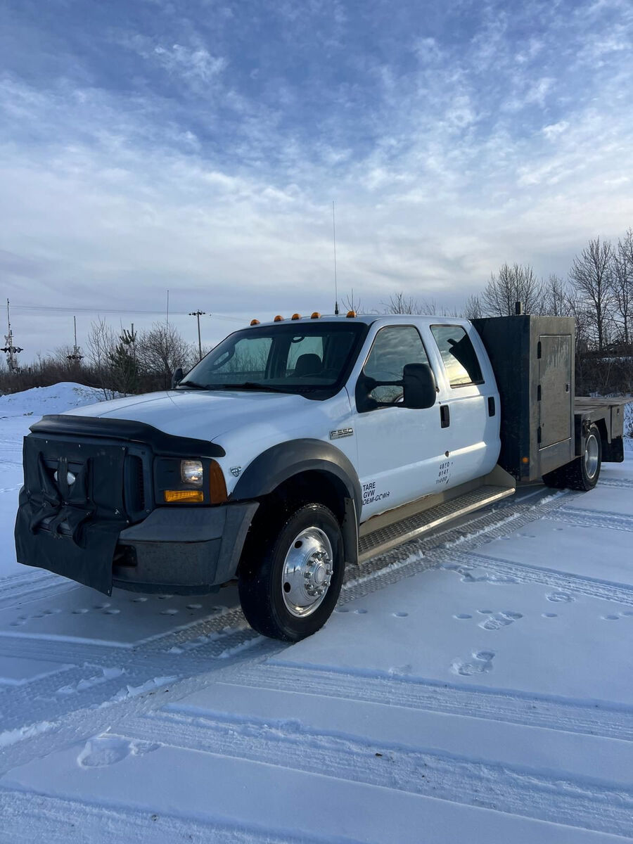 Ford F-550