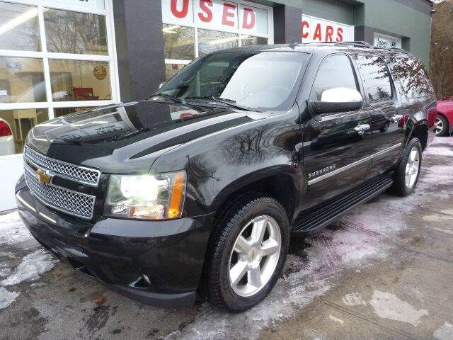 2011 CHEVROLET Suburban