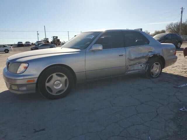 Lexus LS