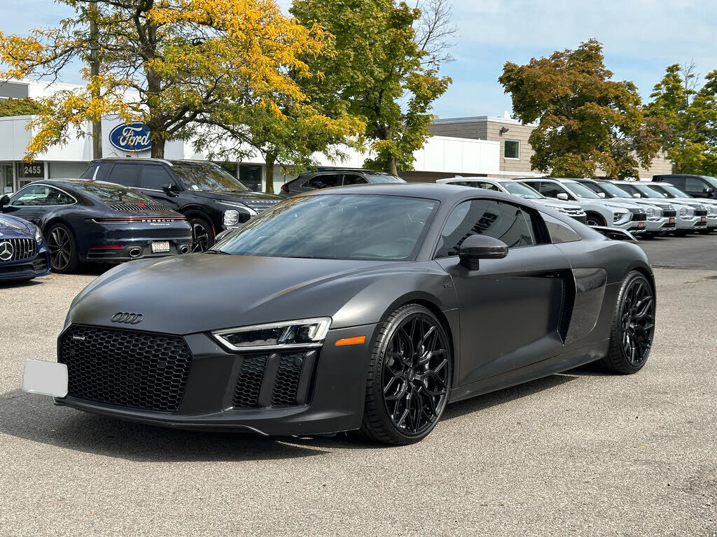Audi R8