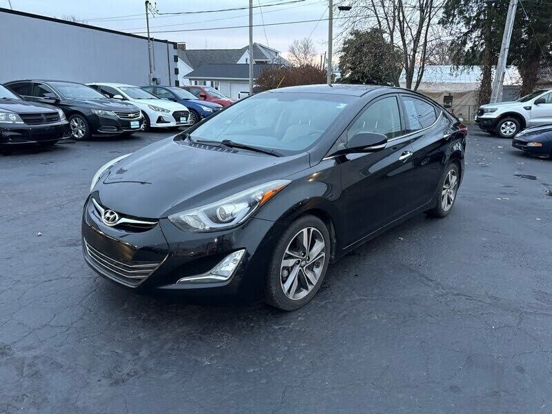 2016 HYUNDAI Elantra