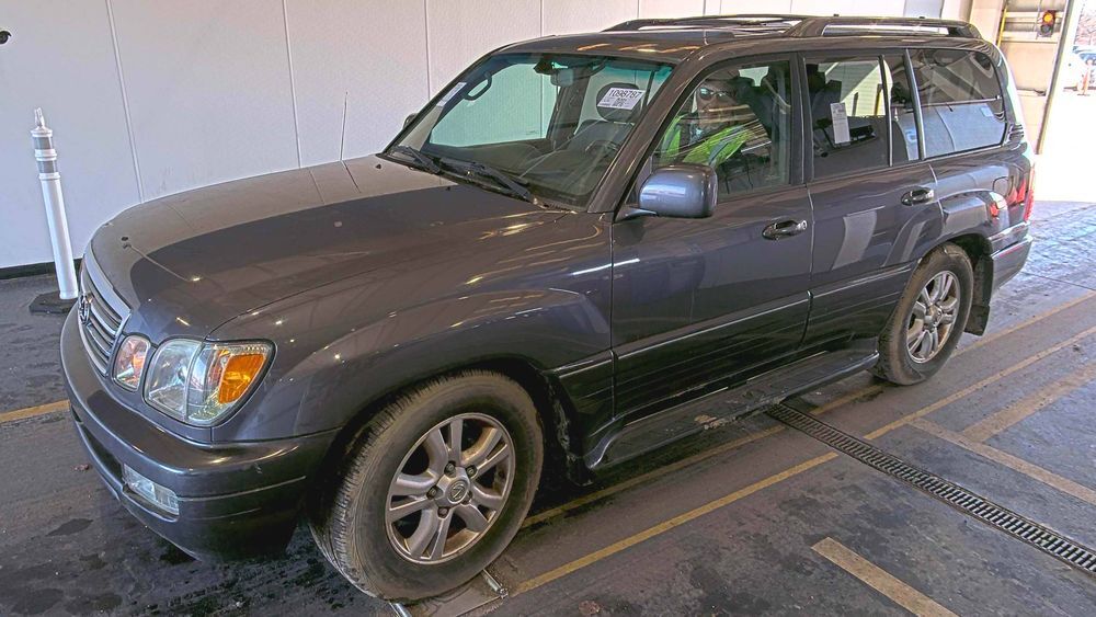 Lexus LX