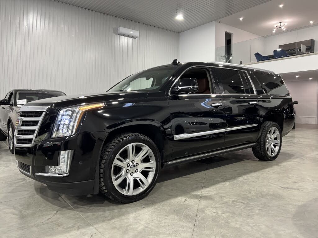Cadillac Escalade ESV