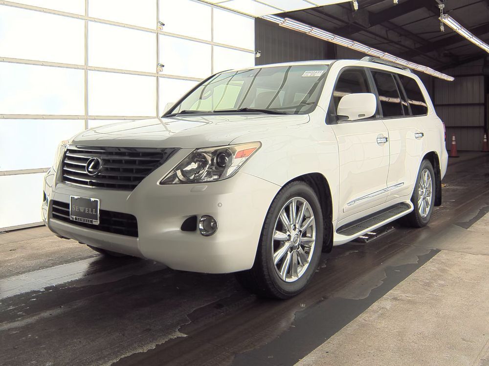 Lexus LX