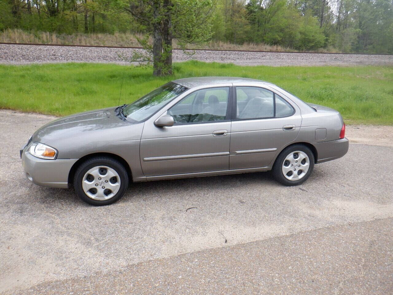2004 NISSAN Sentra