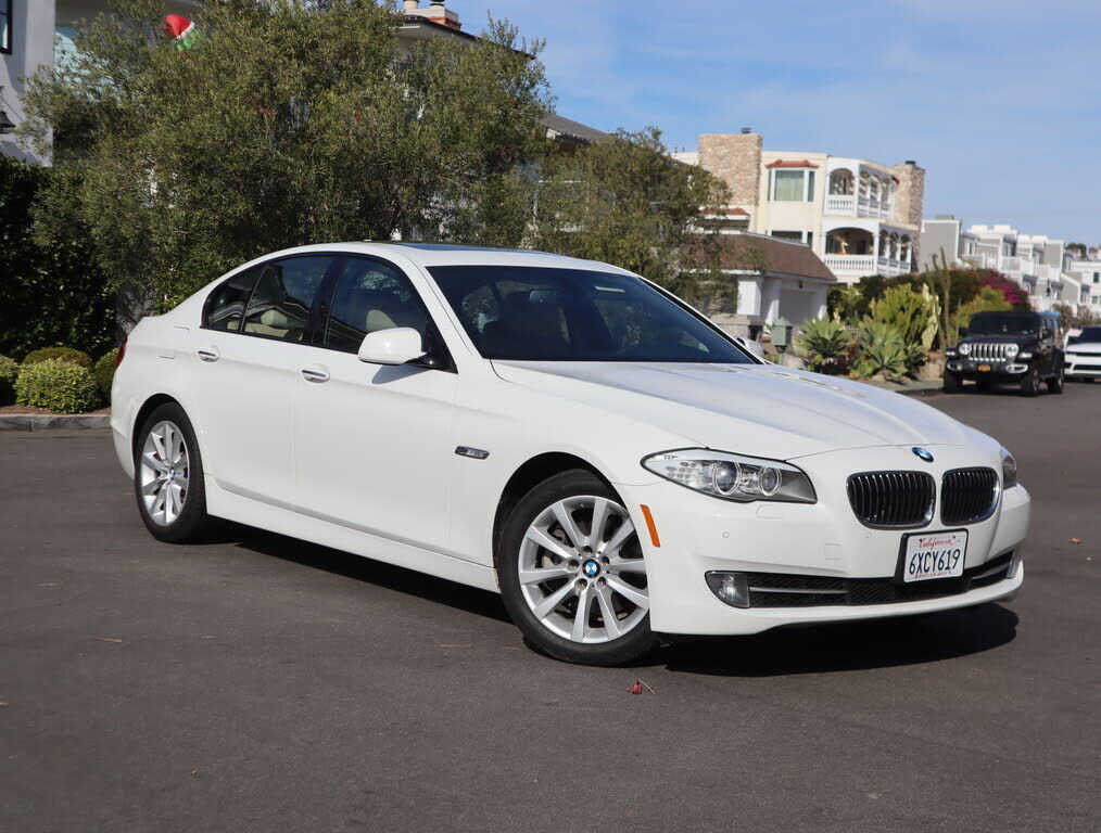 BMW 528i