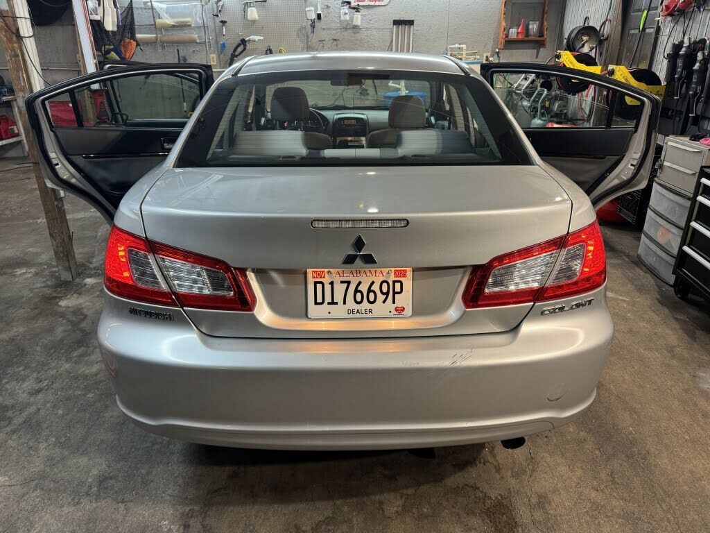 Mitsubishi Galant