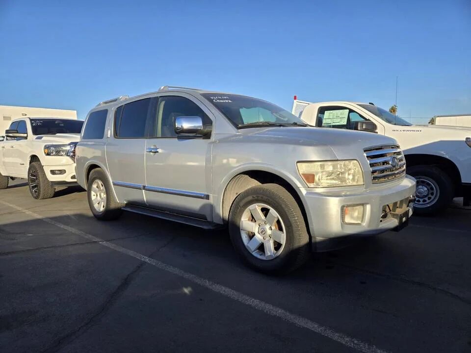 Infiniti QX56