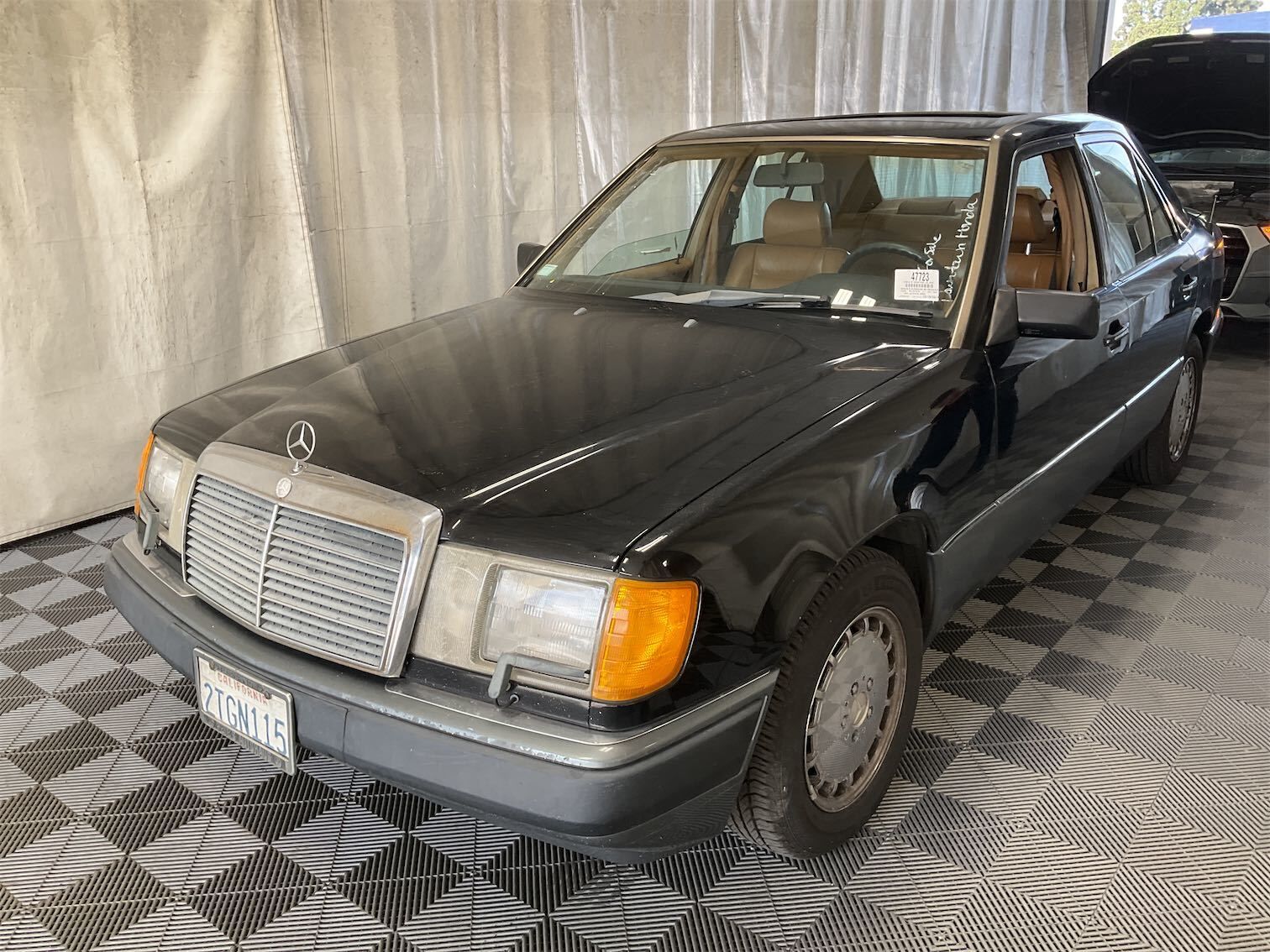 Mercedes-Benz 300