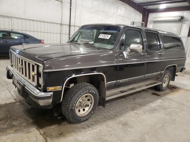 GMC Suburban