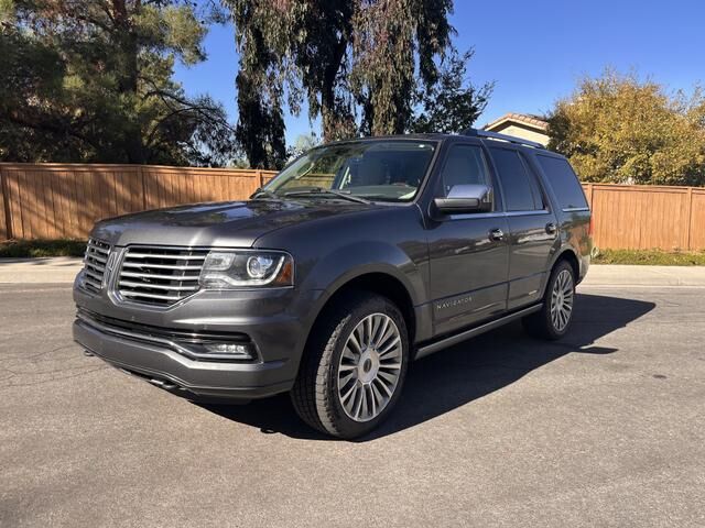 Lincoln Navigator