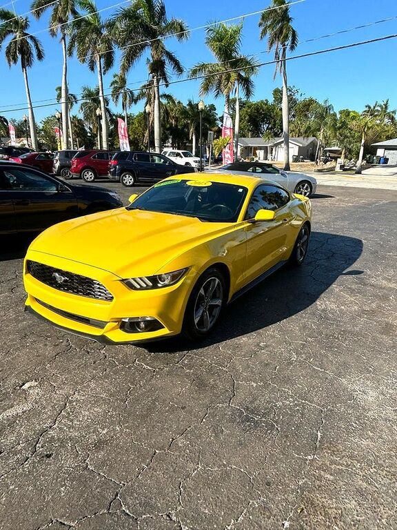 2015 FORD Mustang