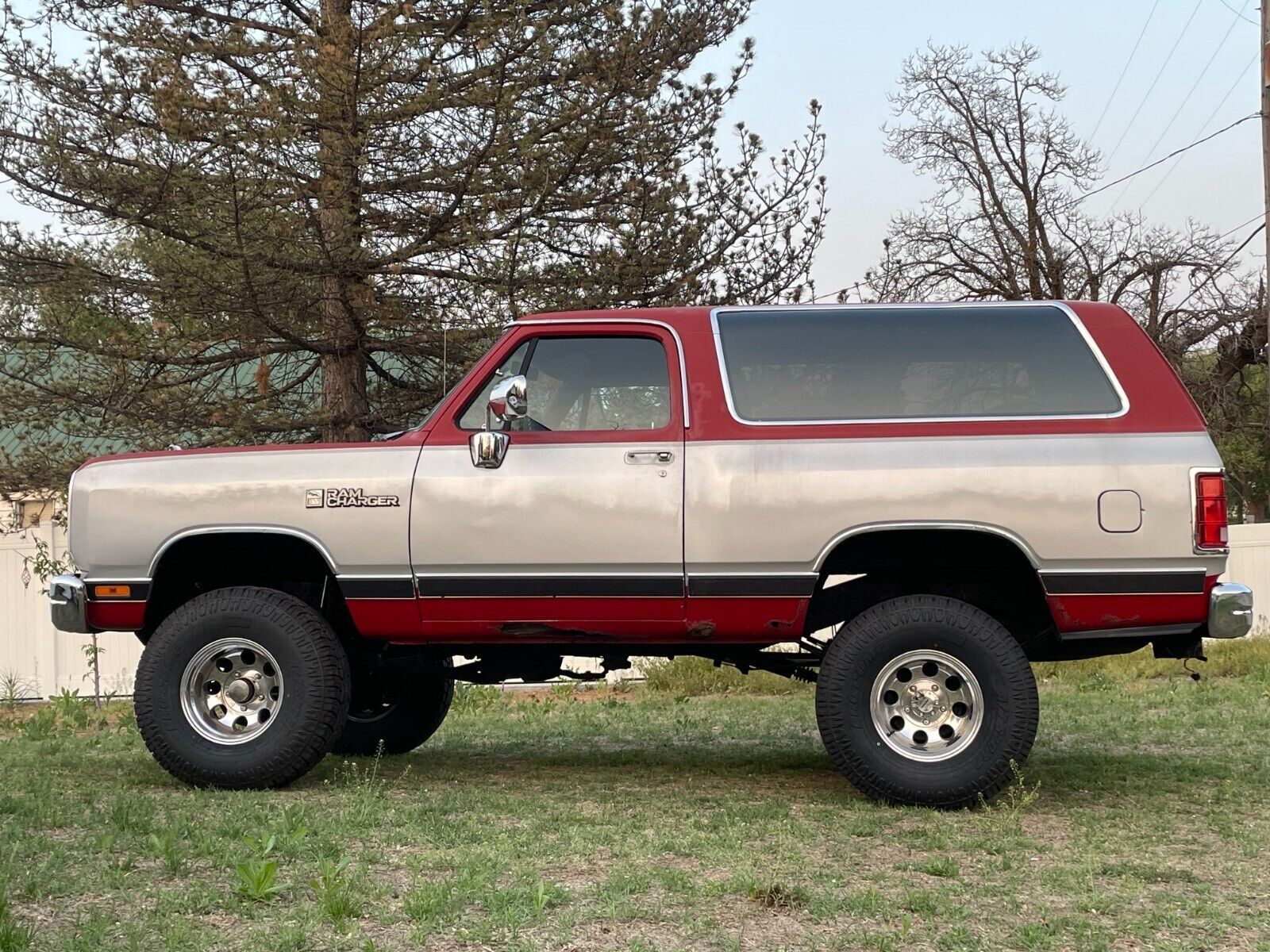 Dodge Ramcharger