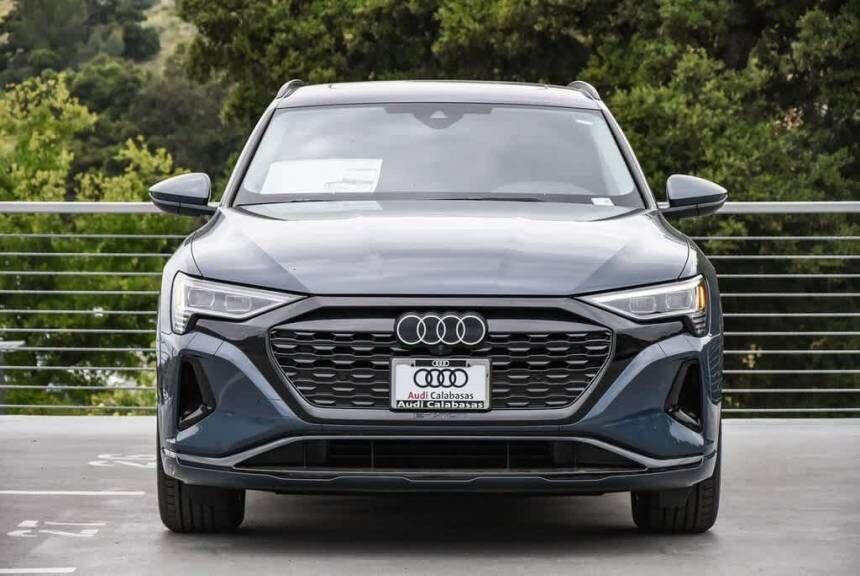 2024 Audi Q8