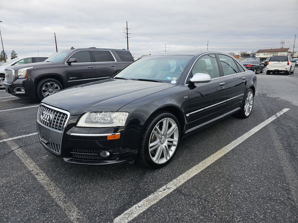 Audi S8