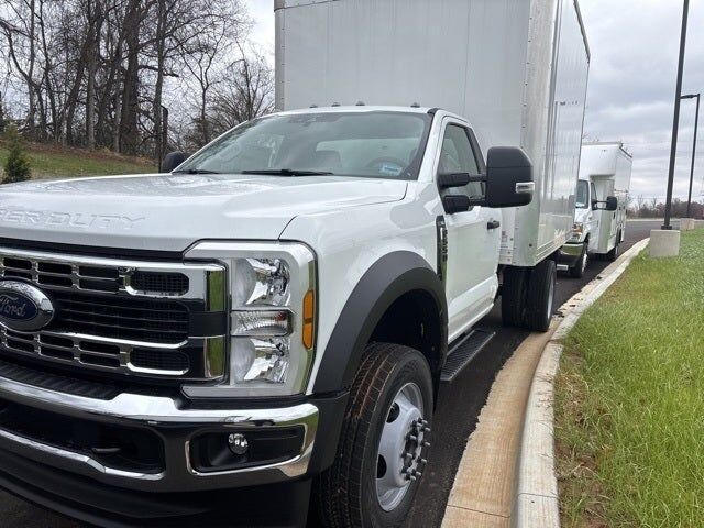 2024 FORD F-550