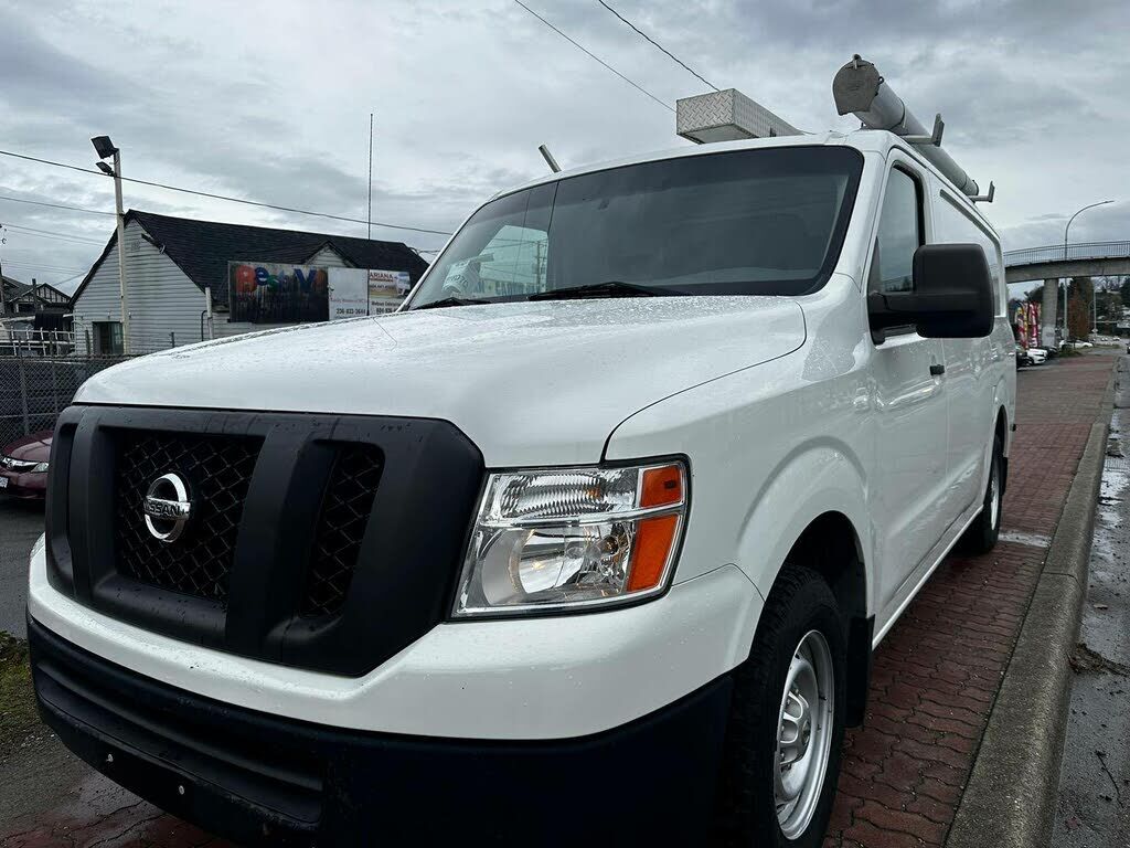 Nissan NV