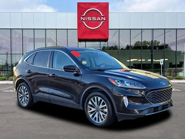 2021 FORD Escape