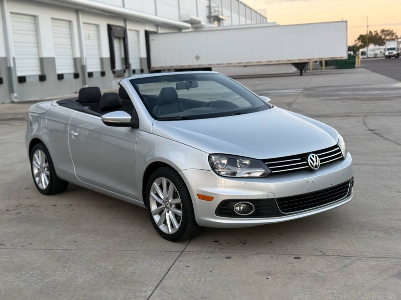 2012 VOLKSWAGEN Eos
