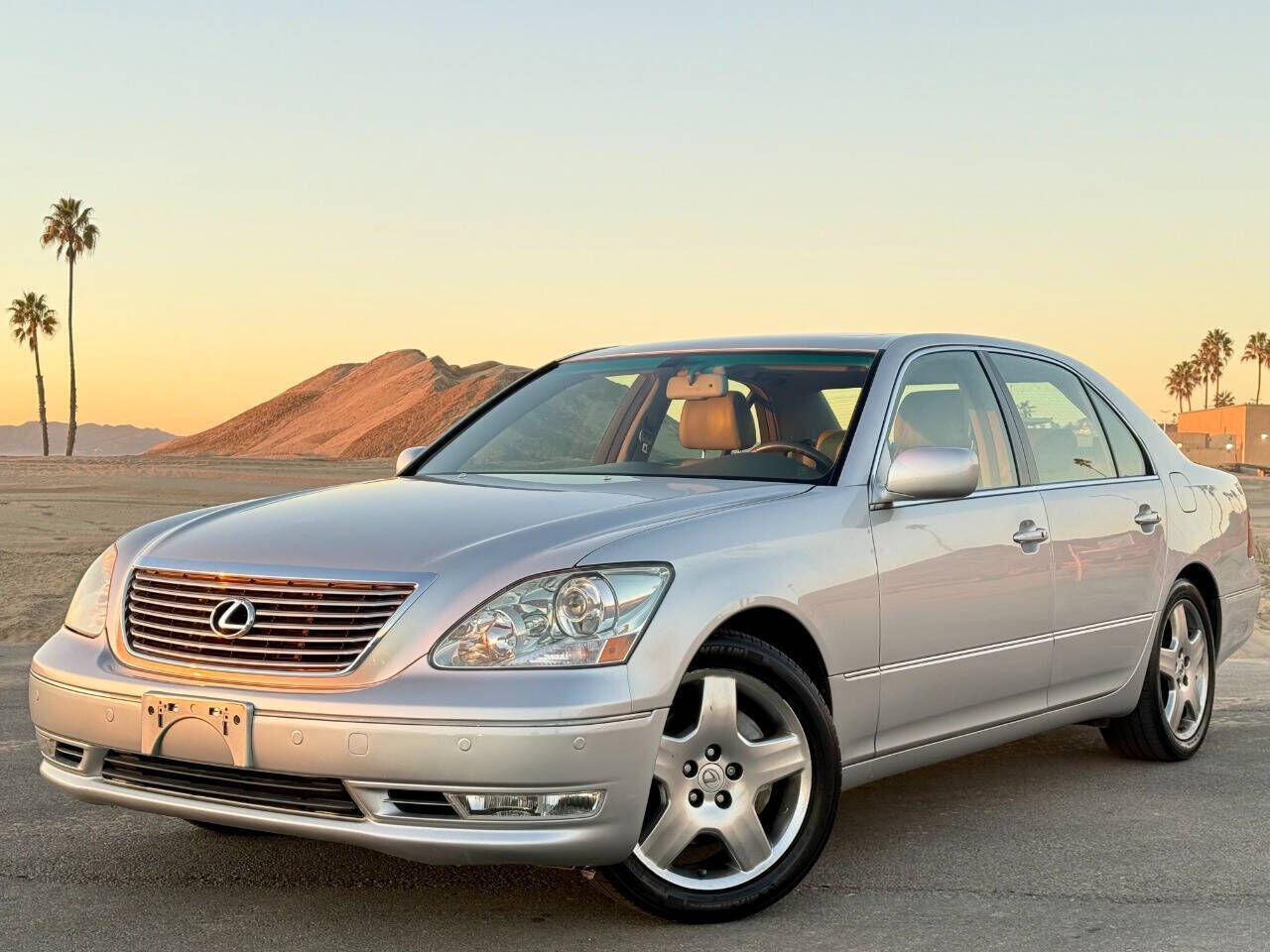 2005 LEXUS LS