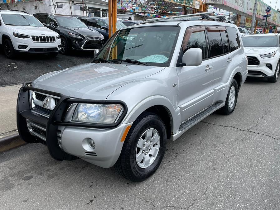 Mitsubishi Montero
