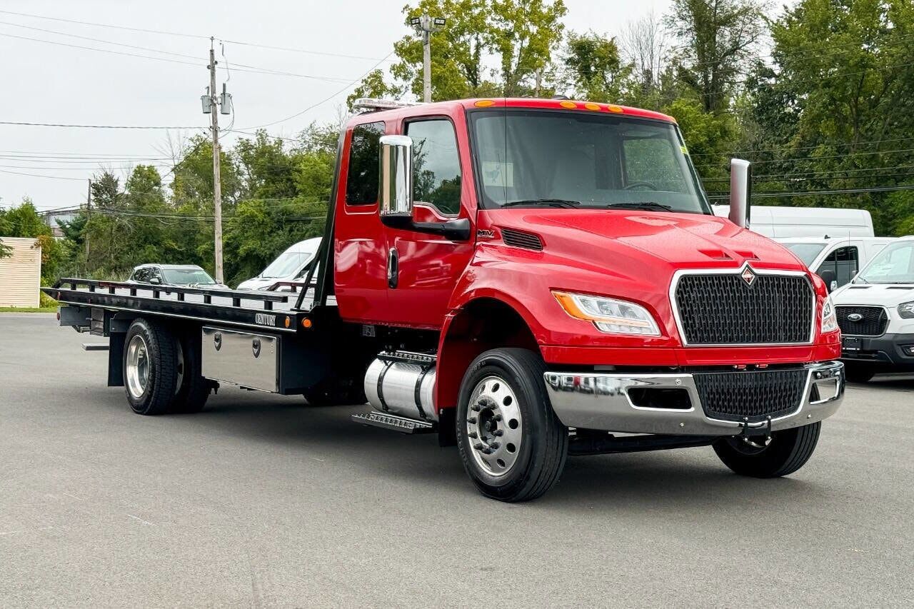 2025 INTERNATIONAL MV607