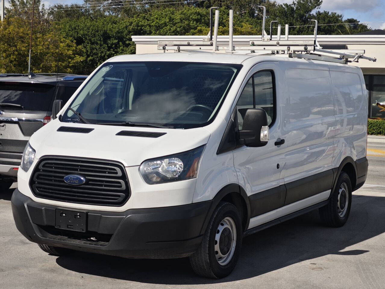 2019 FORD Transit
