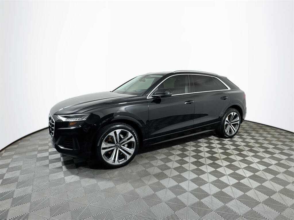 2022 Audi Q8