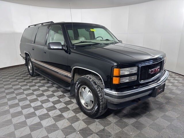 GMC Suburban