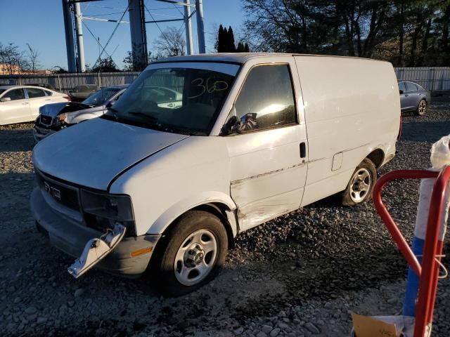 GMC Safari